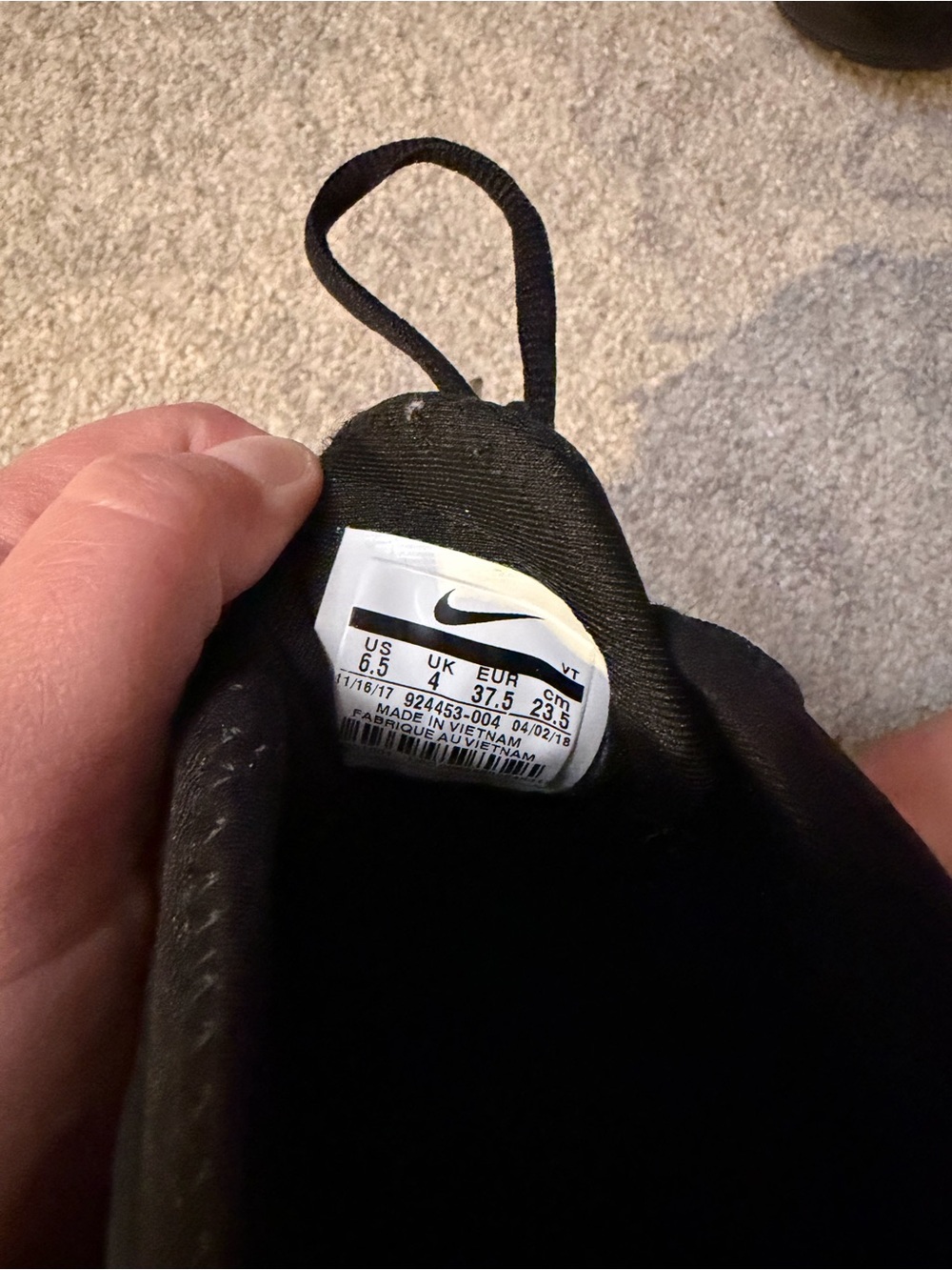 Women’s Nike Vapormax Plus - Picture 6 of 6